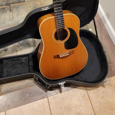 LoPrinzi VM-10 70's - Natural w/ hard case & Grover tuners for sale