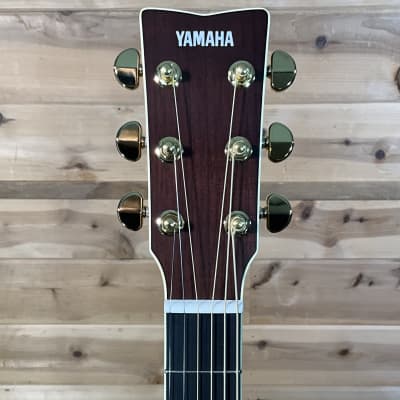 Yamaha LL16 ARE Left-Handed Acoustic Guitar - Natural image 3