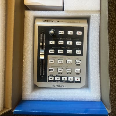 ☆未使用☆M-AUDIO iControl MICONTROL s-l400.jpg