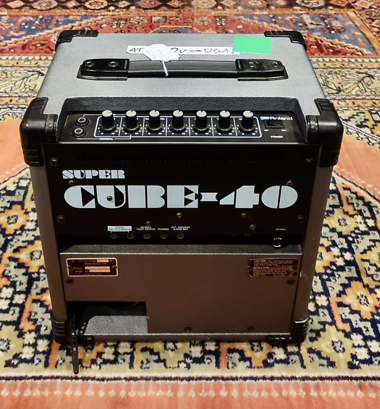 Roland CUBE-40 40-Watt 1x10 Guitar Combo