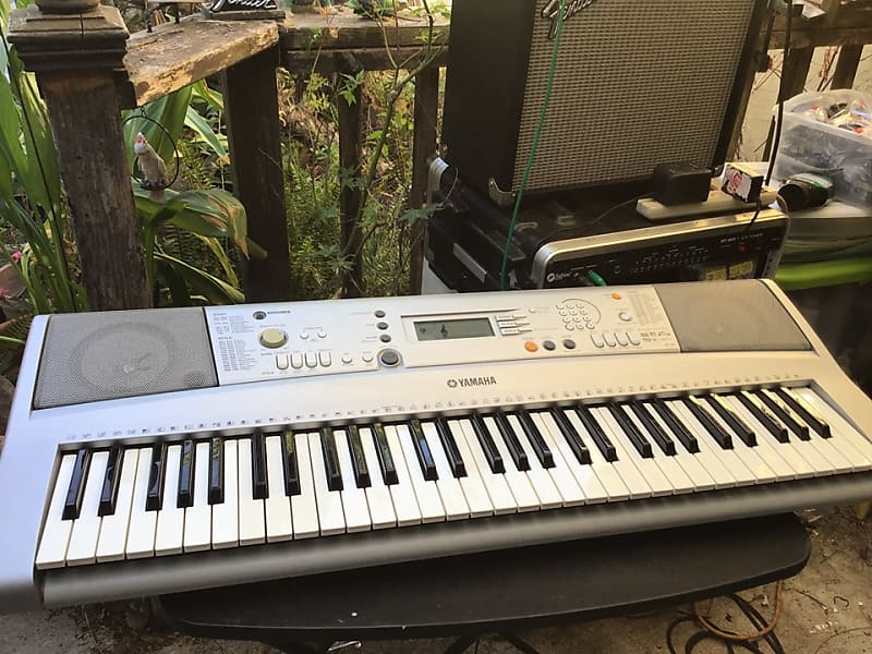 Yamaha Ypt300 keyboard with yamaha power supply Reverb