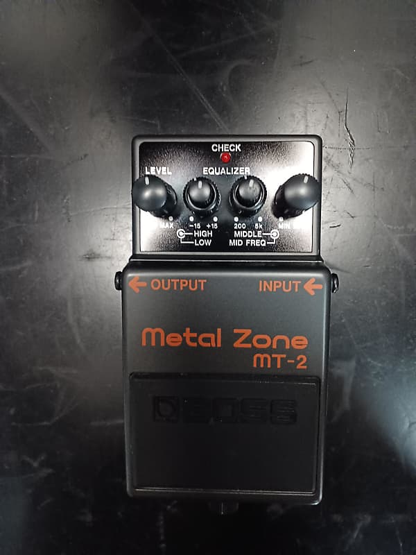 Boss MT-2
