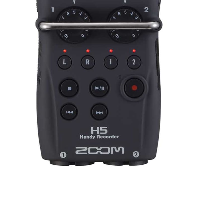 Zoom H5 Recorder Podcast Kit with 2X Audio-Technica AT2020 Studio  Microphone Bundle