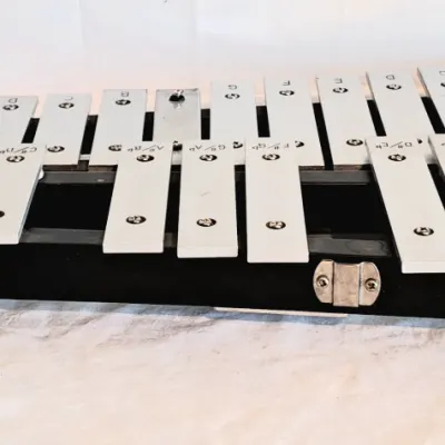 LUDWIG  Xylophone with case image 3