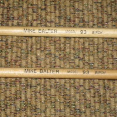 one pair new old stock near A+ Mike Balter MB93B (93B) Extra Hard Keyboard Mallets, 1 plastic (phenolic) round white HEADS and natural birch HANDLES - mid to late 1990s (+ packaging) Unwound Series image 2