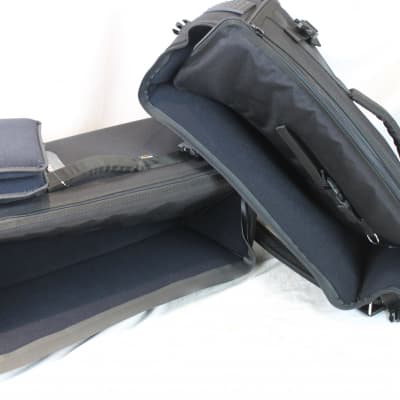 NEW Black Fuselli Jet Set Soft Case Gig Bag for Accordion XL 22" x 21.5" x 10" fits Full Size 120 Bass and Extended Key image 3