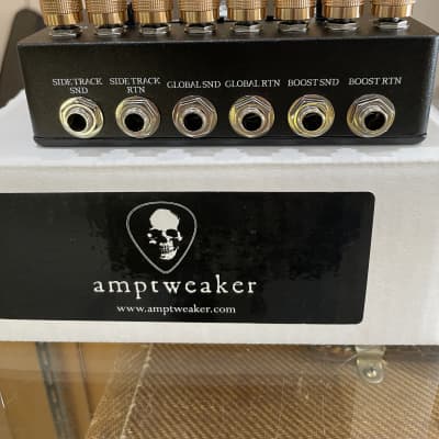 Amptweaker Big Rock Pro II Guitar Pedal Pre-Amp, EQ, Cab Simulator, D.I., More Mint w/Original Box image 3