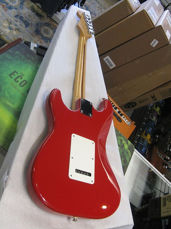 Fender Mexico 1994~5年製　ストラトキャスター　レッド Fender Stratocaster 1994 - Red Squier Series Mexico | Reverb