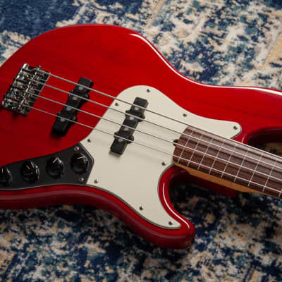 Fender American Deluxe Jazz Bass Fretless 1998 - 2009 | Reverb