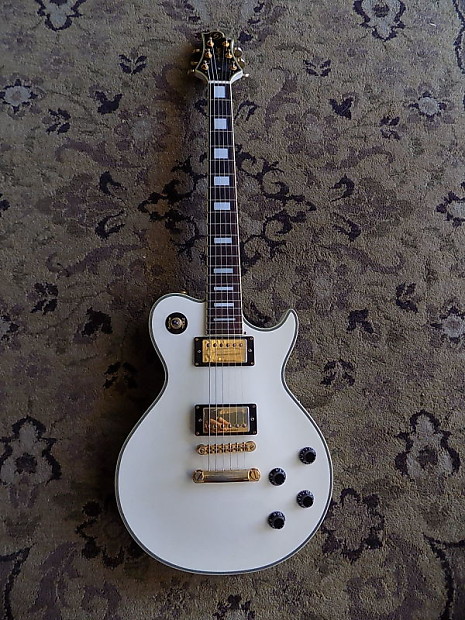 Greg Bennett Avion AV 7 　レスポール　ギター Greg Bennett Avion AV7 Black Electric Guitar | DevMusical