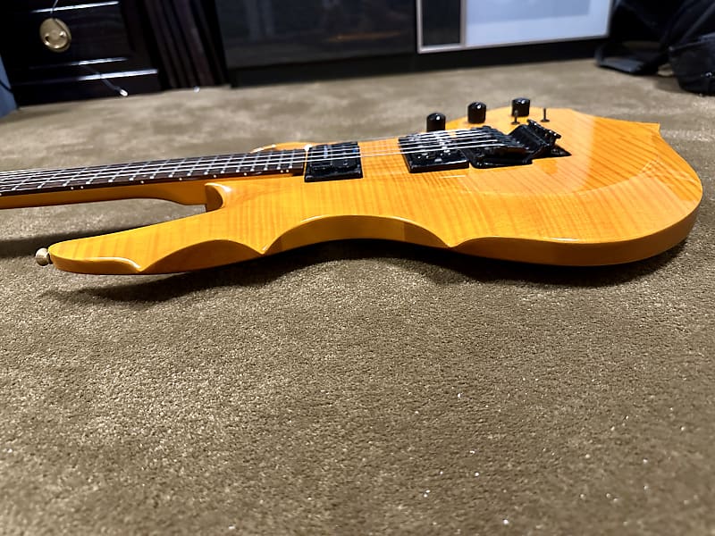 ESP GrassRoots G-FR-58GT Forest w/Sustainer - See-Thru Lemon ESP GrassRoots G-FR-58GT Forest w/Sustainer - See-Thru Lemon