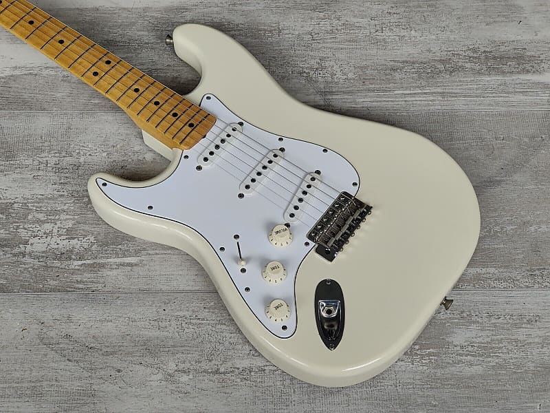 堅実な究極の 2004 Fender Japan ST68-75L LH Left Handed '68 Stratocaster ギター