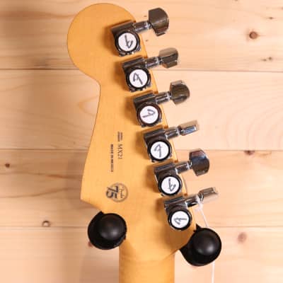 Fender Player Plus Stratocaster HSS - Maple Fingerboard, Cosmic Jade image 13