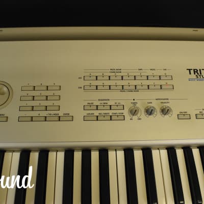 Korg Triton Studio 61-key Music Workstation in Very Good