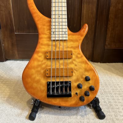 Bossa OB5 Quilt Maple / Ash / Maple 5 string bass guitar