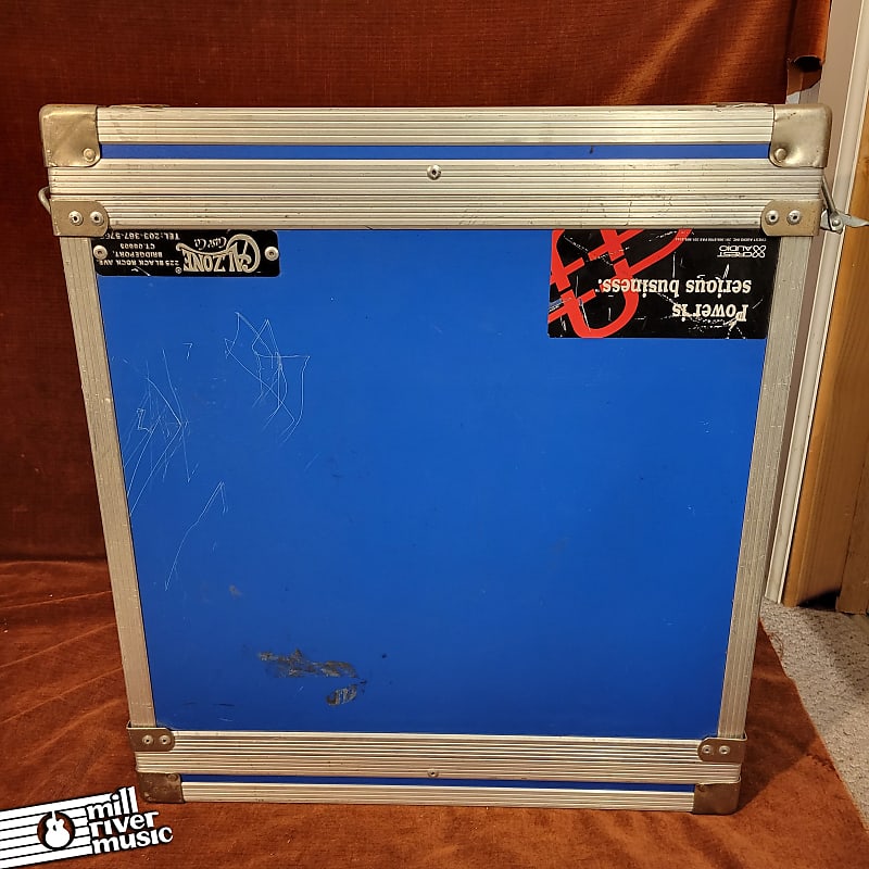 Calzone Mixer Case Used