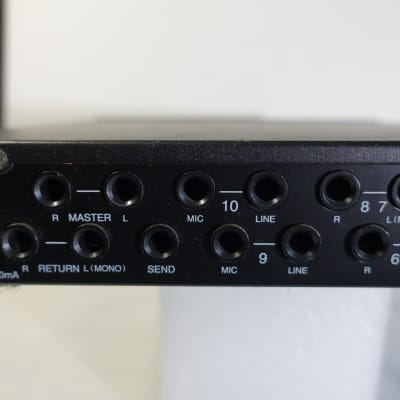 Boss MX-10 Mixer w AC Power supply, 10channels fxsends Mic in /stereo line , Half rack image 4