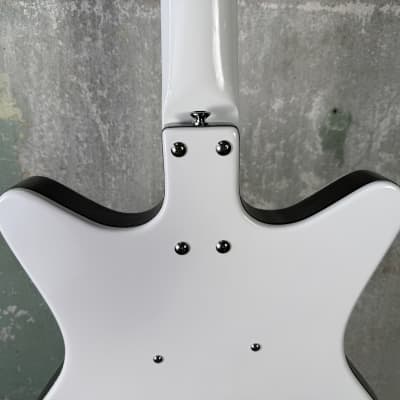 Mint Danelectro PB Special - White image 9