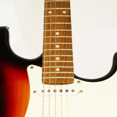 Fernandes Sunburst Electric Guitar Ref No 2152 image 4