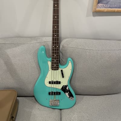 Fender Custom Shop '64 Jazz Bass NOS | Reverb Canada