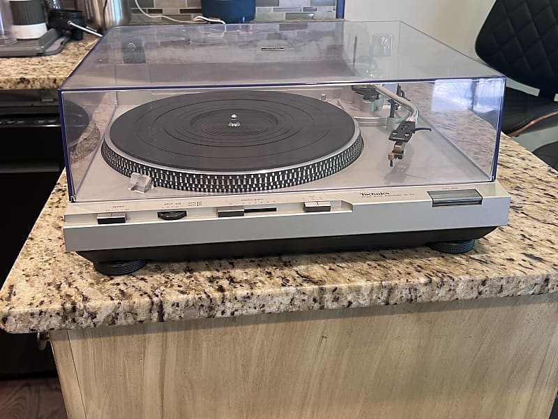 Technics SL-D5 Fully Automatic Direct Drive Turntable silver SERVICED  			