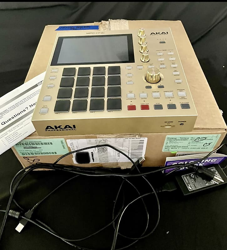 AKAI MPC ONE（限定カラーゴールドエディション）-