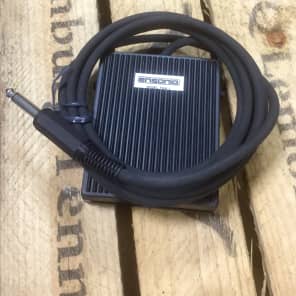 Ensoniq FSW-1 keyboard sustain pedal in black made in Italy