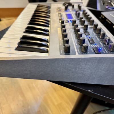 Access Virus Indigo 37-Key Digital Synthesizer 2010s - White image 4