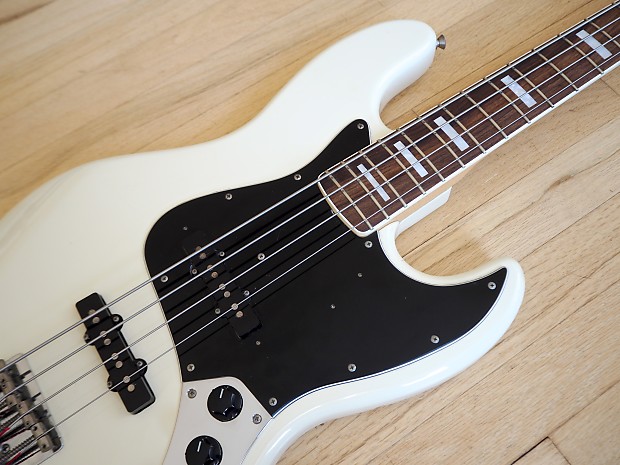 2004 Fender Jazz Bass '75 Vintage Reissue Olympic White JB75