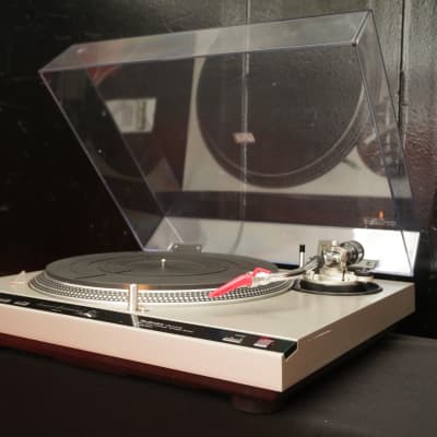 Technics SL-1600 MKII Fully Automatic Home Listening Vinyl Turntable - 100V image 8