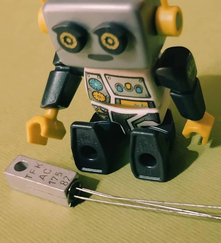 Fuzz Germanium Transistors, Overdrive Distortion Op Amps Reverb UK