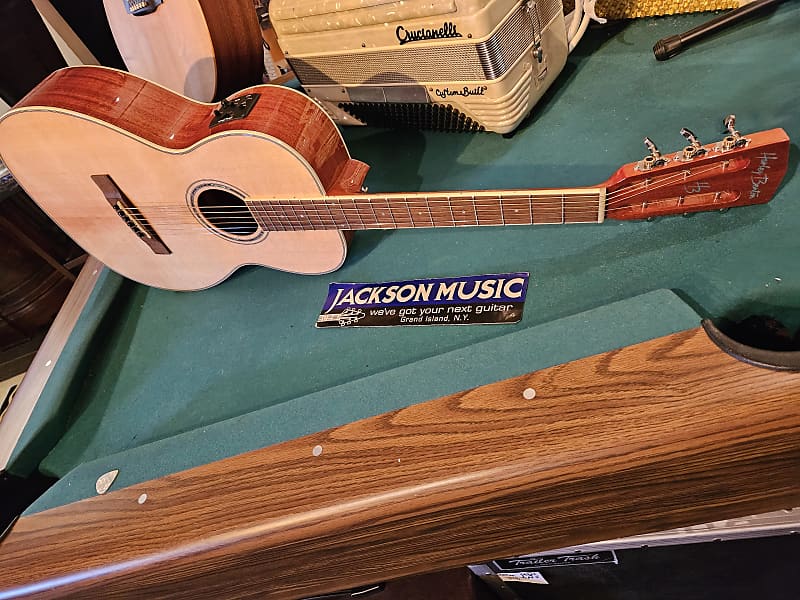 Harley Benton CLF100E Parlor Acousyic/Electric Natural Reverb