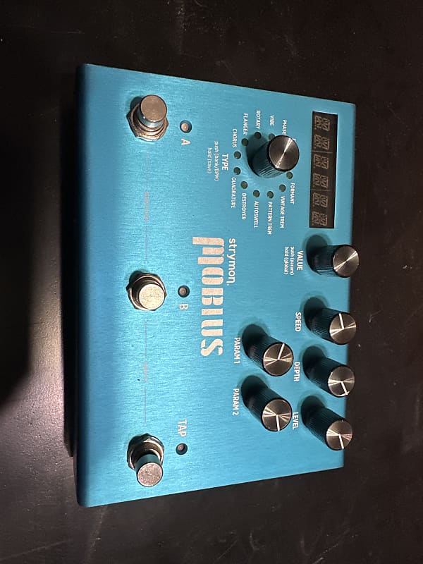 Strymon Mobius