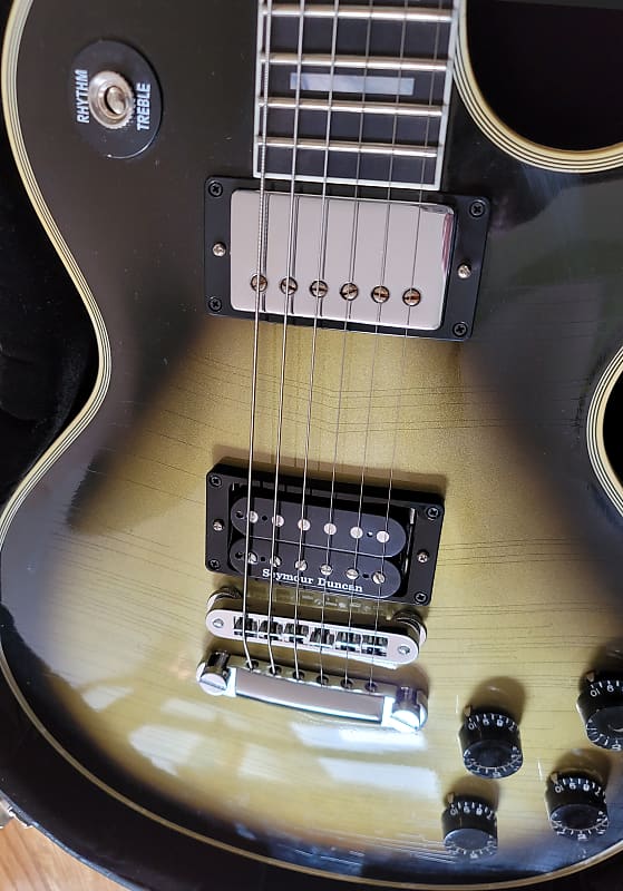 Gibson  Custom Adam Jones 1979V2 Les Paul Custom Silverburst Aged & Signed Murphy Lab Aged 2021 Silv image 1