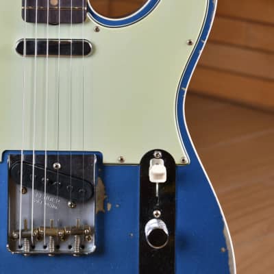 Fender Custom Shop Limited Edition '60 Telecaster Heavy Relic Aged Lake Placid Blue Over 3 Color Sunburst image 15