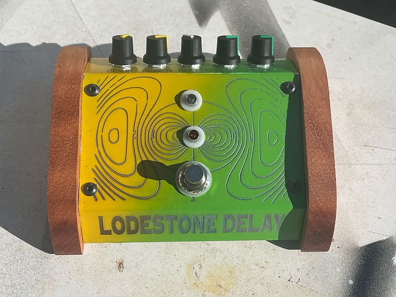 Atomlabs Lodestone delay with modulation image 1