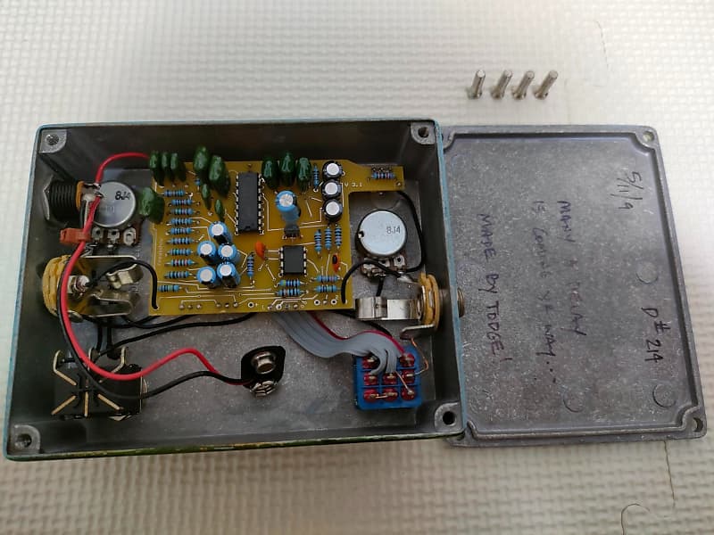 レア　Freakshow Effects Digilog Delay Freakshow Effects Digilog Delay | Reverb