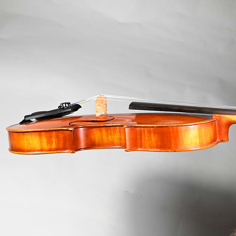 Suzuki Violin No. 330 (Intermediate), Nagoya, Japan, 3/4 Suzuki Violin No. 330 (Intermediate), Nagoya, Japan, 3/4