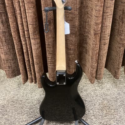 AXL 1/2 Sized Electric Guitar, Strat Style Black image 3