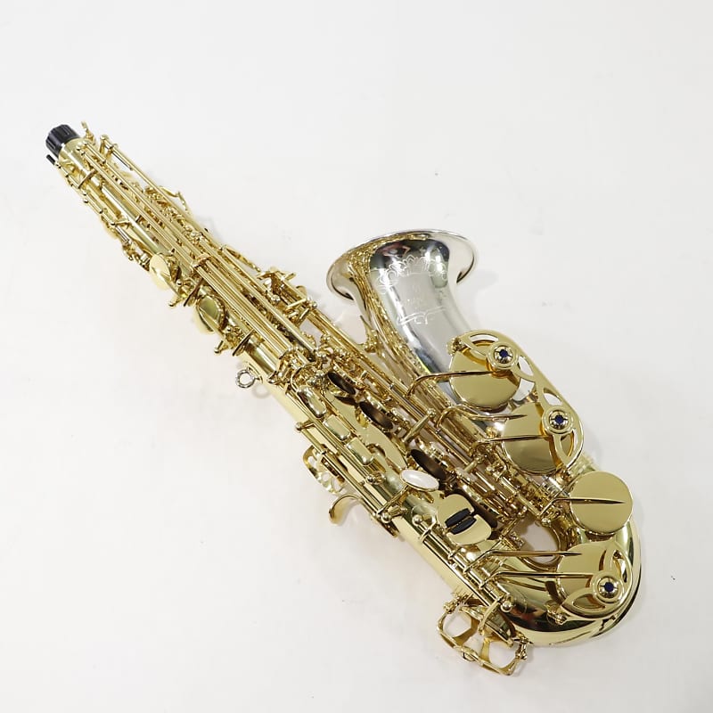 Yanagisawa Model AWO33 Alto Saxophone with Sterling Silver Yanagisawa Model AWO33 Alto Saxophone with Sterling Silver