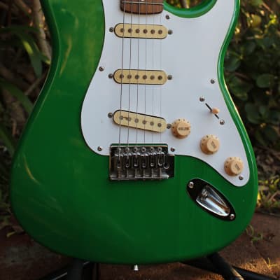 Johnson AXL S-Style Transparent Green Electric Guitar w/ Case & new Fender knobs image 15