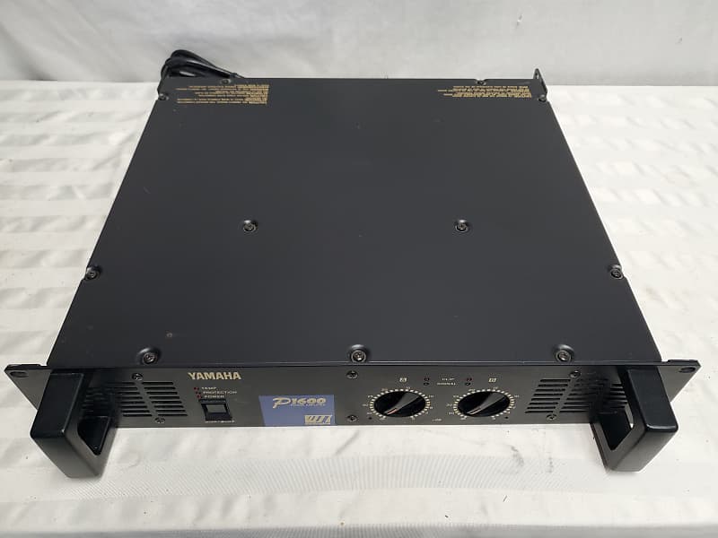 YAMAHA P1600 2 CHANNEL STEREO POWER AMPLIFIER #3031 160 WATTS PER CHANNEL