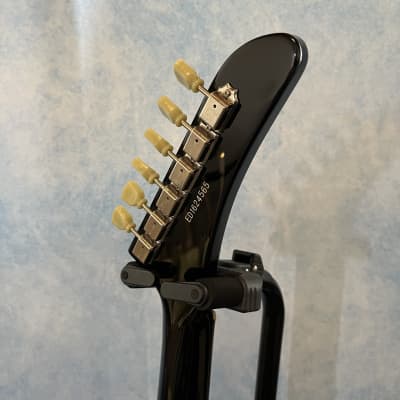 Edwards by ESP E-EX-120D/LH Explorer 2016 Black Left Handed Edwards by ESP E-EX-120D/LH Explorer 2016 Black Left Handed