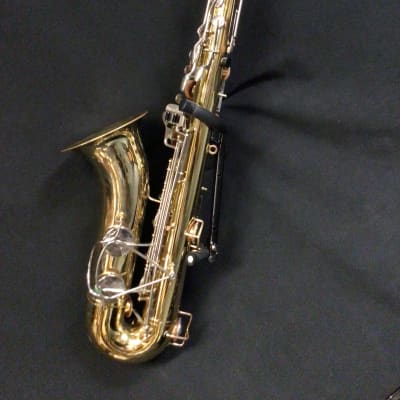 Buescher Aristocrat Bb Tenor Saxophone Serial# 722659 image 3