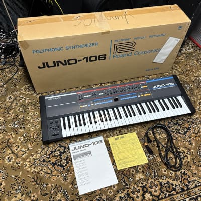 Roland Juno-106 61-Key Programmable Polyphonic Synthesizer 1985 w/ Box (2nd owner)