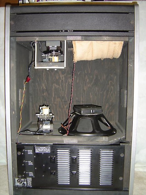 Two 2 Mint Condition Leslie 760 Rotating Speakers w Leslie Pre Amp II Controllers All Cables