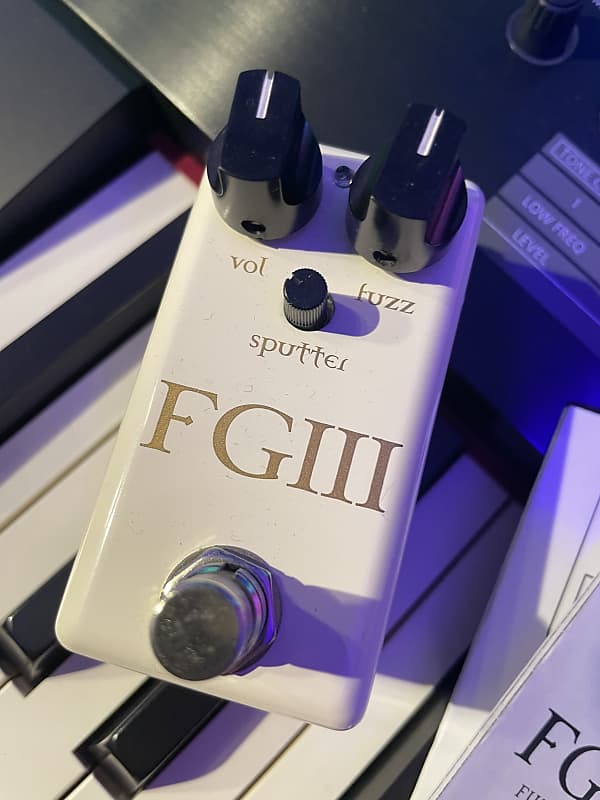 Red Witch Fuzz God II | Reverb