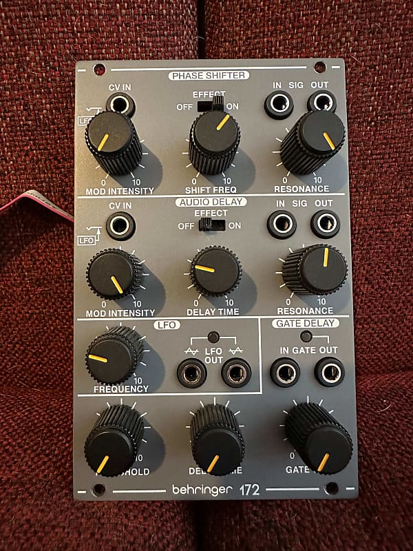 Analog Synthesizer Module Behringer 172 Phase Shifter/Delay/LFO