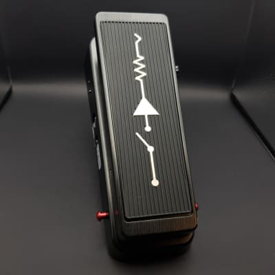 MXR MC404 CAE Wah - User review - Gearspace