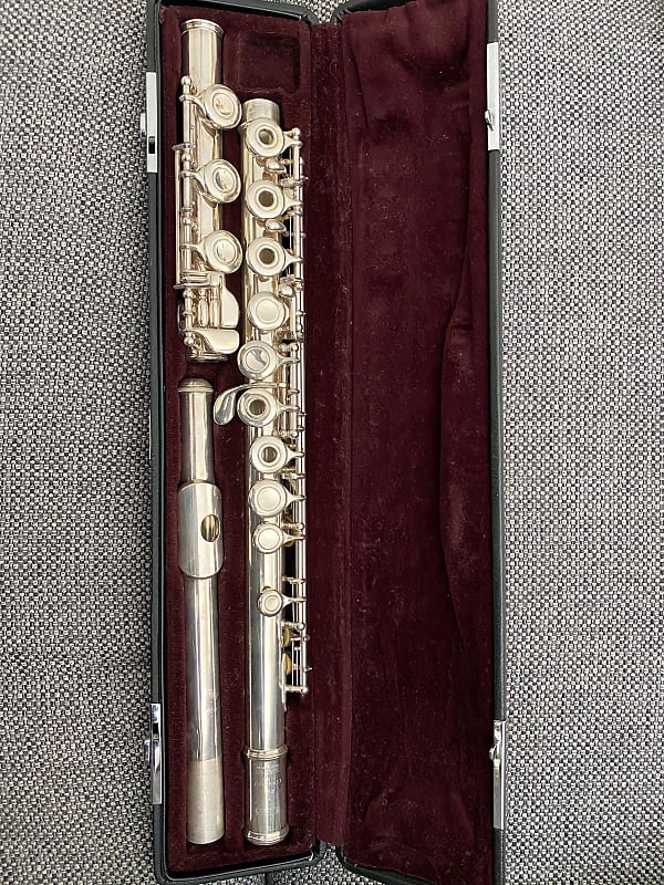Yamaha YFL-261 Standard Open Hole Flute image 1
